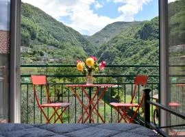 Agriturismo Conca Sandra - Farm Stay on Lake Como