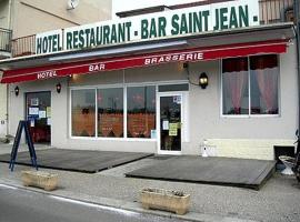 Logis Hotel Le Saint-Jean，位于圣让德洛讷的酒店