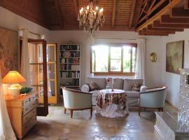 Hochwertiges Ferienhaus im romantischen Franken，位于科尔姆贝格的酒店