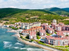 Privilege Fort Beach - Prestige Sea Viev Apartments，位于埃勒尼特的酒店