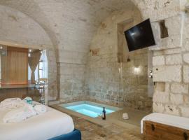 Dama Bianca Boutique Hotel Ostuni，位于奥斯图尼的酒店