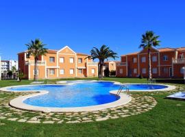 OLIVA NOVA GOLF BEACH & RESORT Club Sevilla V，位于奥利瓦的酒店