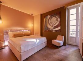73 Boutique Hotel，位于科莫的酒店