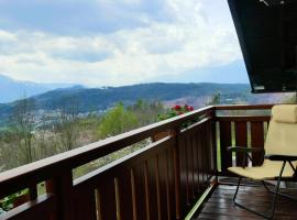 Casa da Nonno Clode Belvedere Tressilla Ospitar，位于巴塞尔加·迪·皮纳的酒店
