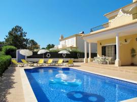 Holiday Home Vila Sol by Interhome，位于Cabeço de Câmara的酒店