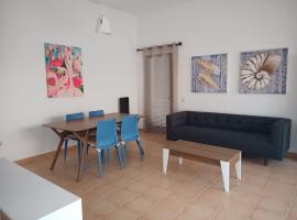 Anahi homes Corralejo -Villa Codeso 3，位于拉奥利瓦的酒店