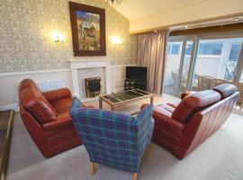 Loch Rannoch Highland Lodge 40，位于金洛赫兰诺赫的酒店