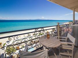 Alkionides Rooms，位于波利克罗诺的酒店