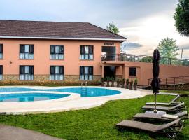 Hunters Paradise Cottages，位于Bungoma的酒店