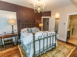 Riverside Gables Bed and Breakfast