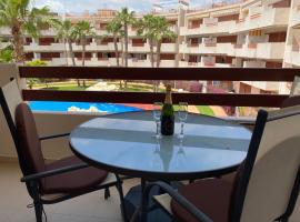 Apartamento en Playa Flamenca (residencial El Rincon)，位于奥里韦拉海滩的酒店