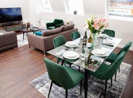 High Life Serviced Apartments - Old Town，位于史云顿Swindon Central Library附近的酒店