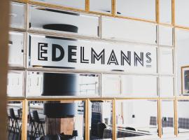 Boutique Hotel Edelmanns，位于蒂罗尔州克马滕的酒店