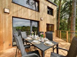 Riverside Cabin，位于多乌德莱比的酒店