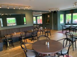 斯拉格斯塔沃尔多斯汽车旅馆，位于Norsborg的酒店