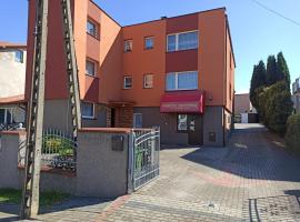 Apartament i pokoje gościnne Budnik，位于弗瓦迪斯瓦沃沃的酒店