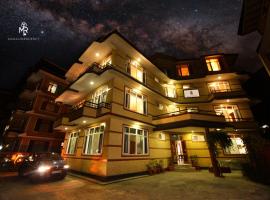 Manali residency，位于马拉里Aleo的酒店