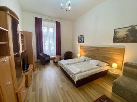 Arany Strucc Szálloda，位于克塞洛的酒店