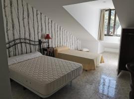 Hostal la posada de proaza，位于普罗阿萨的酒店