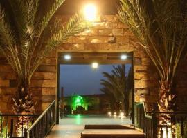 Bait Alaqaba dive center & resort，位于亚喀巴亚喀巴南海滩附近的酒店