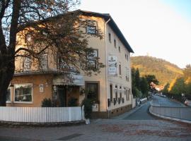 城堡山酒店，位于贝格施特拉瑟黑彭海姆的酒店
