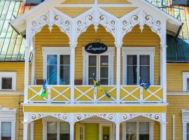 Hammarstrand B&B och lägenhet，位于Hammarstrand的酒店