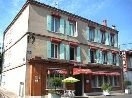 Hotel Le Commerce，位于博蒙特德洛马尼的酒店