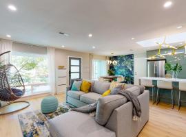 @ Marbella Lane - SJ Designer Home 3BR Ldry+P，位于圣何塞的度假屋