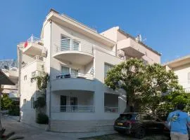 Apartments Milana 2