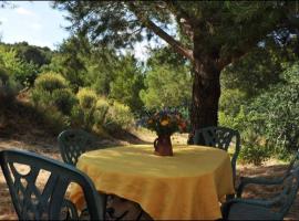 Charmant Mas tout équipé en pleine nature catalane，位于Cases-de-Pène的酒店