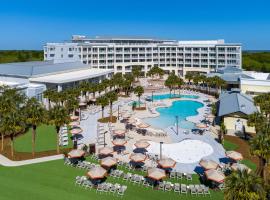 Wild Dunes Resort - Sweetgrass Inn and Boardwalk Inn，位于棕榈岛的带泳池的酒店