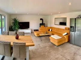 neue ruhige Ferienwohnung am Wald
