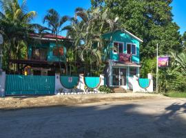 Tramonto ROJO Guest House Santa Teresa，位于圣塔特蕾莎海滩的酒店