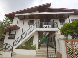 OYO 736 Jade Apartelle，位于Malitlit的酒店