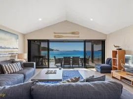 Beach House 72A Marine Dr Fingal Bay