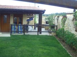 Apartamentos Turisticos Julia，位于Valdemaluque的酒店