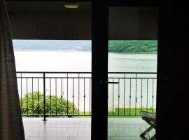 Luca's home，位于奥尔绍瓦的酒店