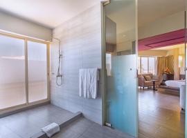 福佑度假村，位于尼亚利的酒店