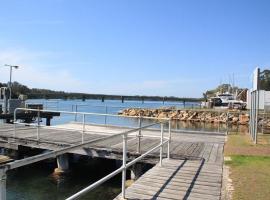 Slipways，位于劳里顿的酒店