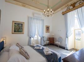 Palazzo d'Autore - Luxury Home - Ragusa Centro，位于拉古萨的酒店