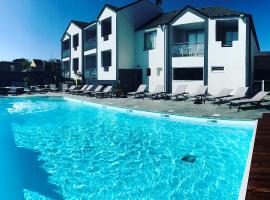 Le Thalassa Hôtel & Spa，位于卡马雷的酒店
