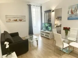 Central Modern Flat Lamartine