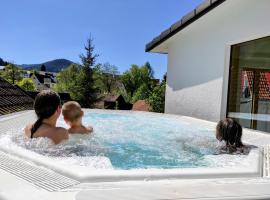 Wellness Hotel Garni Krone，位于拜尔斯布龙的酒店