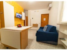 Via San Giacomo piano rialzato，位于乌斯蒂卡的住宿