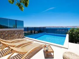 Apartments Matea with Pool and sea view