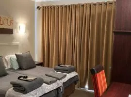 Unit 14 A-Block Bains Game Lodge