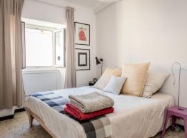 Suite contemporanea tra le vie storiche，位于莫内利亚的酒店