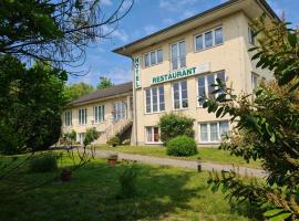 Hotel Restaurant Am Worns Berg，位于Broock的酒店