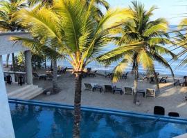 Lago en el Cielo Villas Boutique, El Frances，位于托卢的酒店