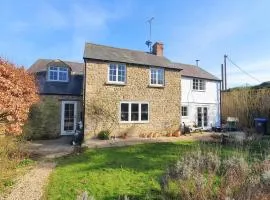 Glenfield Cottage - Secluded Luxury deep in the Oxfordshire Countryside